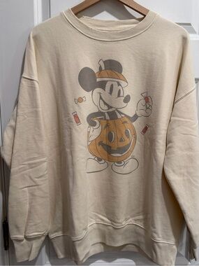 NWT American Eagle Disney Mickey Halloween Sweatshirt, Sz. Small, Oversized.